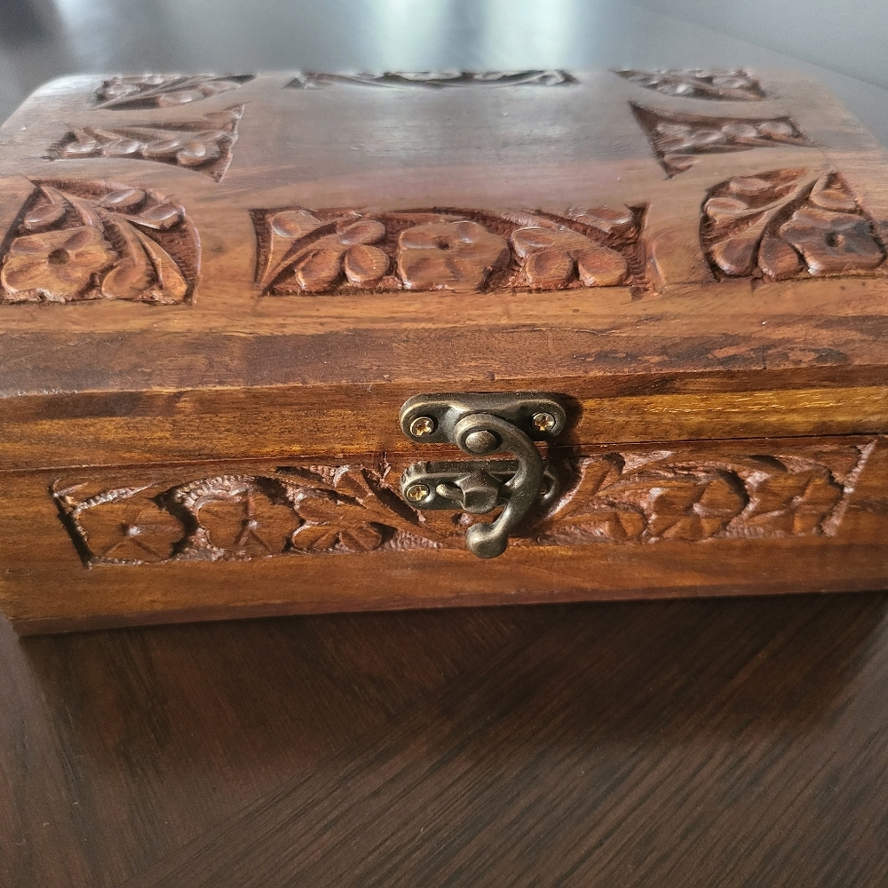 Trinket box